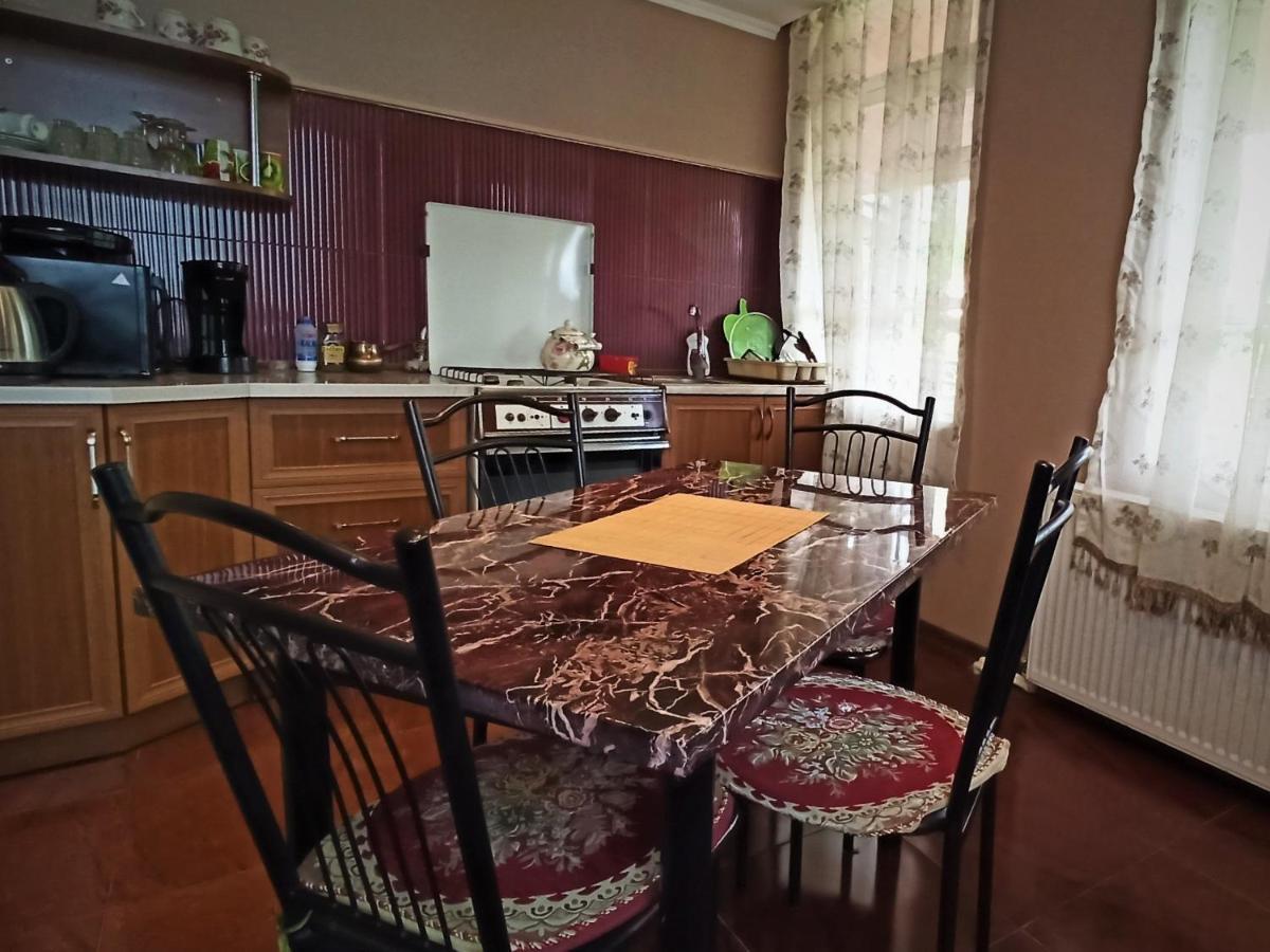 Guesthouse Lilia &Wine Celler Telawi Zewnętrze zdjęcie